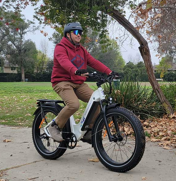 SENADA MAYOR Premium All-terrain Fat Tire EBike with a man riding